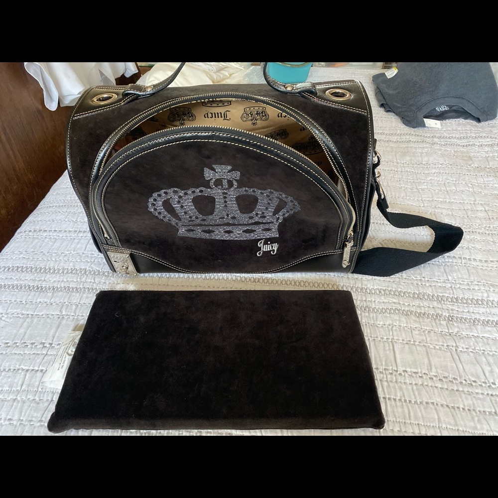 Juicy Doggy Couture Black Dog/Pet Bag/Carrier
